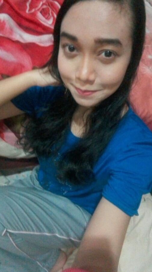 Malay MILF naked
