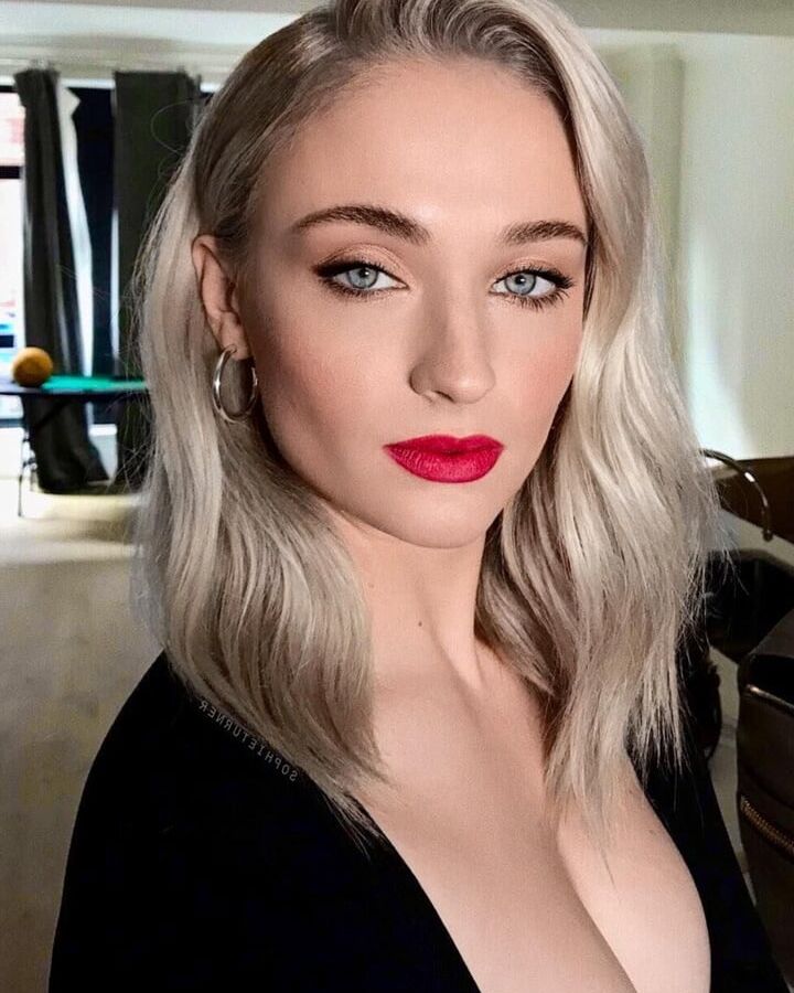Obsessed with Sophie Turner