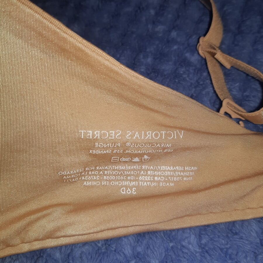 My gf victoria secrets D bra