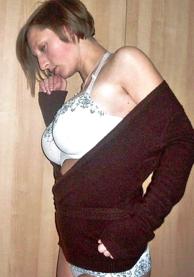 II high level blonde busty train top huge