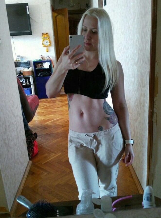 Russian Milf Sluts. Russische Milf Schlampen