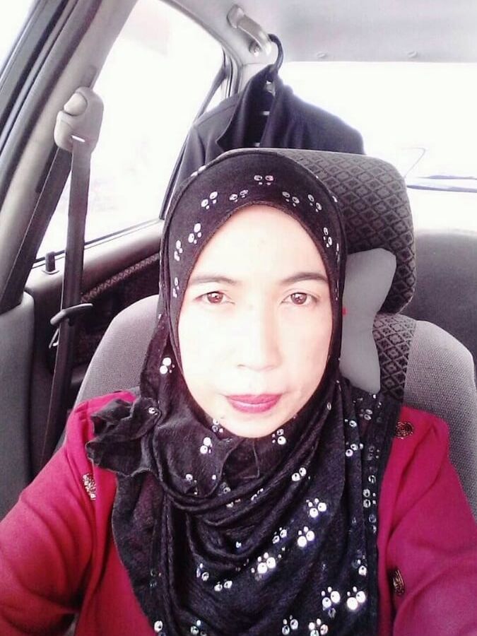Malay MILF Chef Suhaila - Part