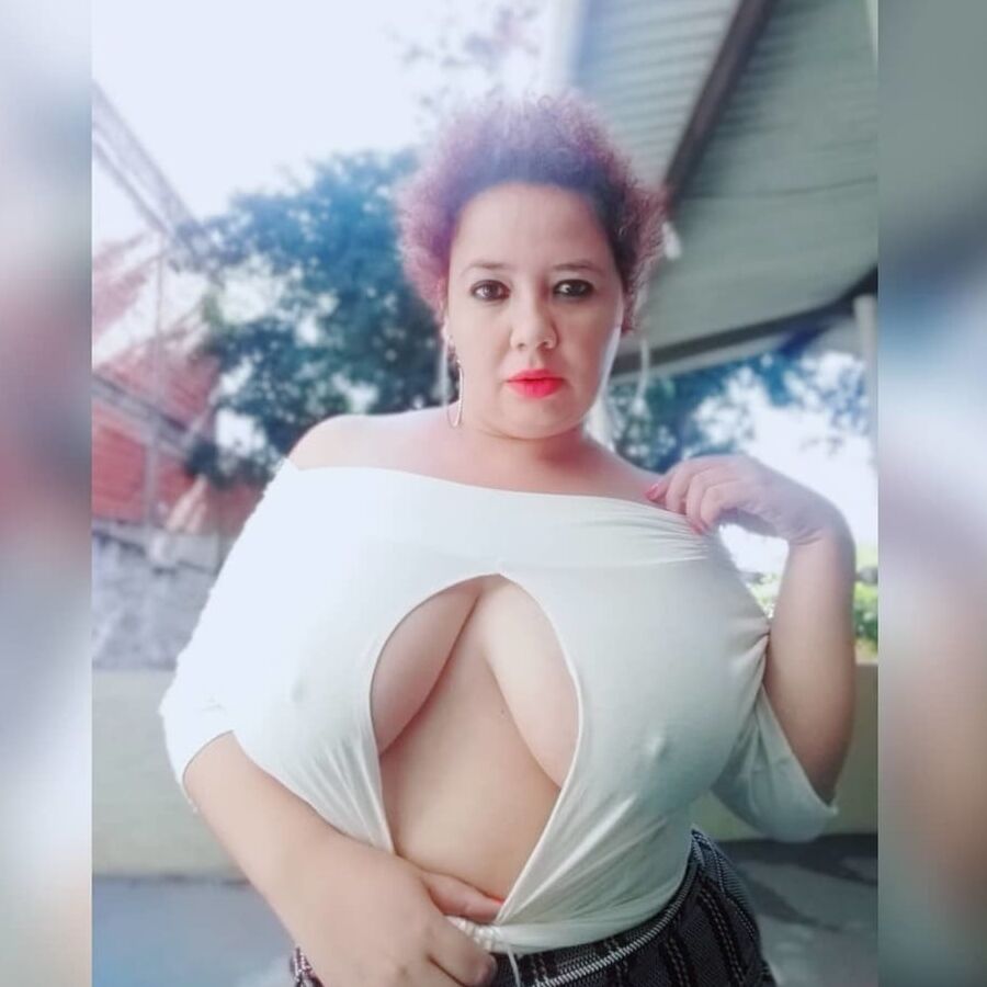 Next milf to tribute