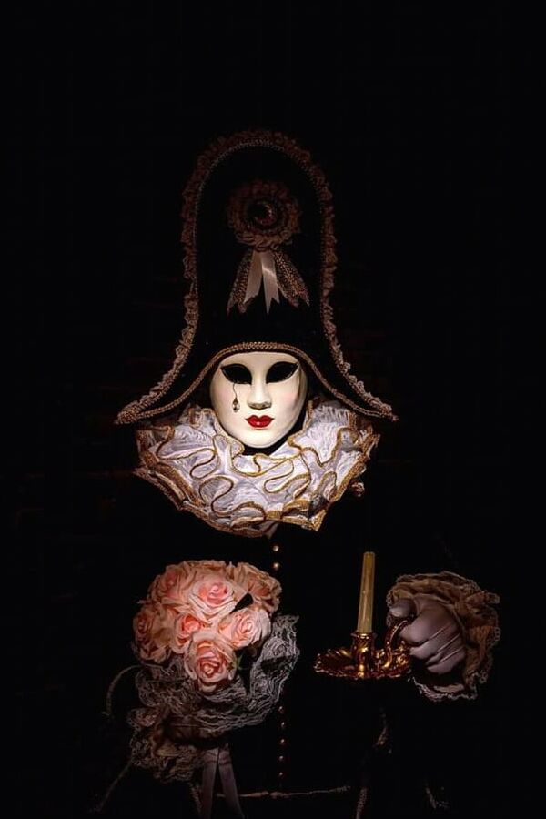 Le Masquerade ... (VM)