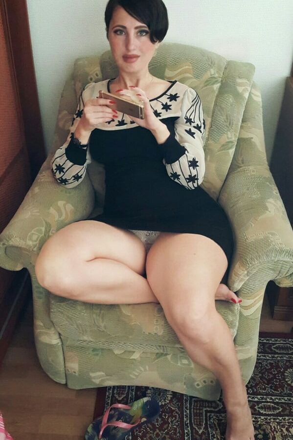 Sascha-G - Russian milf with wide hips