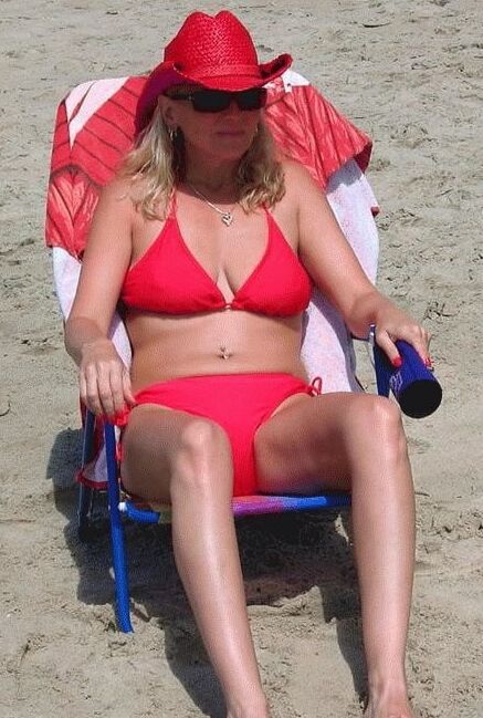 sexy amateures and matures in hats