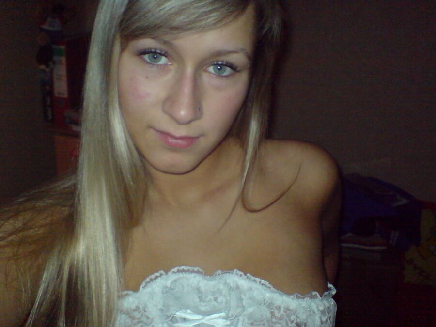 hot blonde german lez Tanja