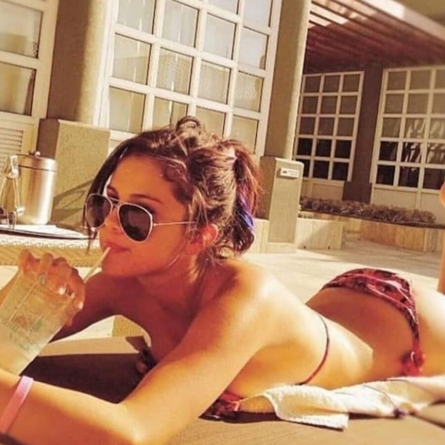 Celeb Asses