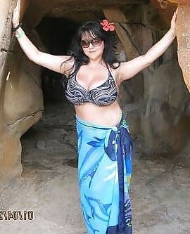 Chubby big tits