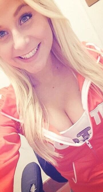 Gymnastics Coach And Hooters Plus Twin Peaks Girl