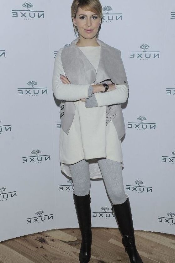Female Celebrity Boots &amp; Leather - Misc European Babes