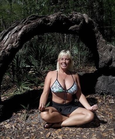 Blonde Milf, Mature, Bikini