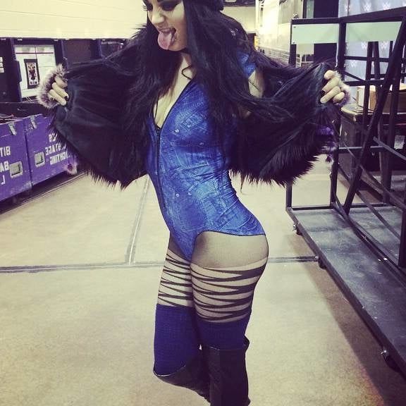 Female Celebrity Boots &amp; Leather - Saraya Bevis (aka Paige)