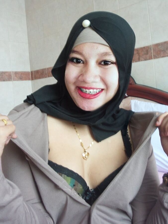 tudung jilbab indonesia