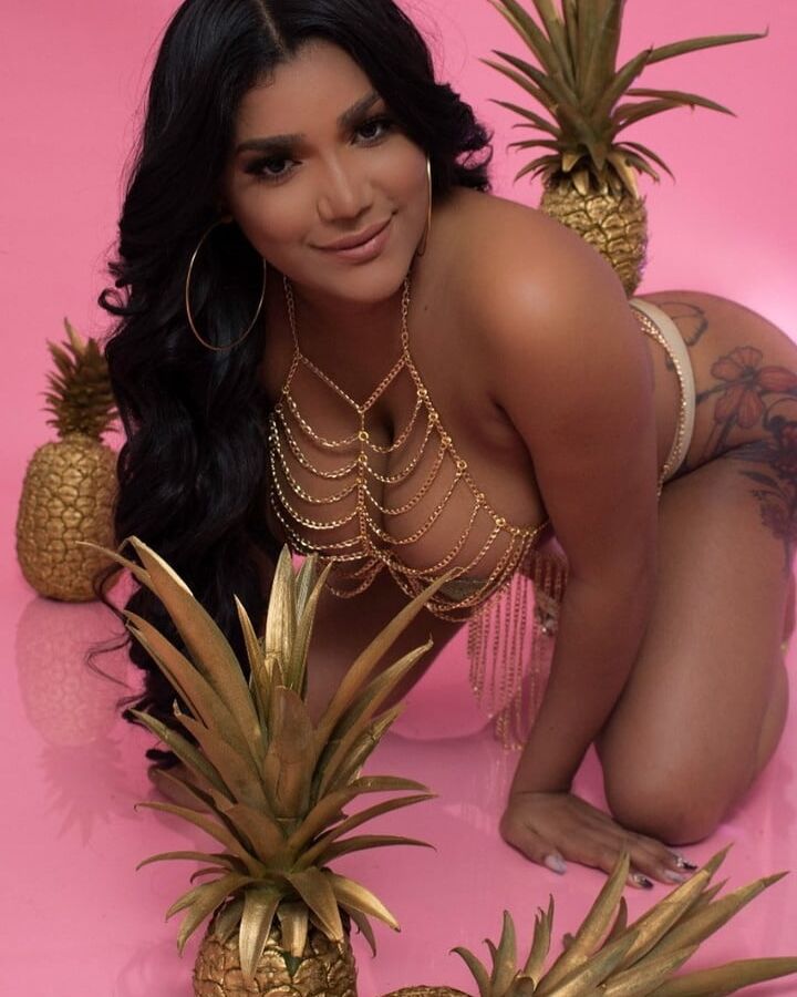 dominicana alguien tiene mas fotos