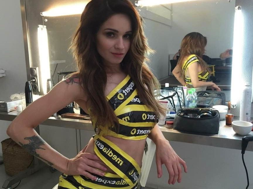 Ewelina Lisowska sexy polish singer