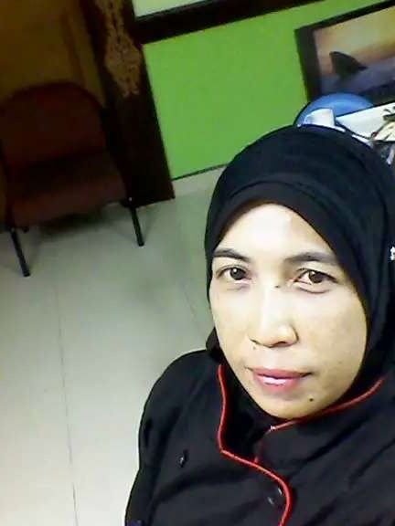 Malay MILF Chef Suhaila - Part