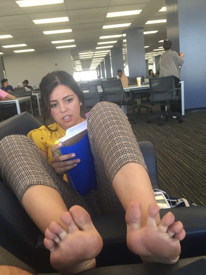 Cute and Sexy College Girlfriend