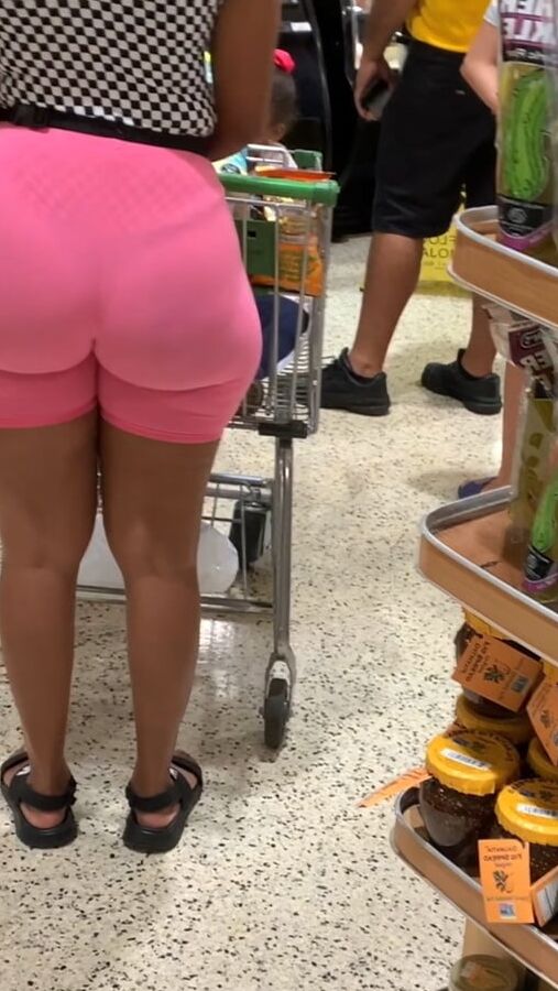Pink big fat booty