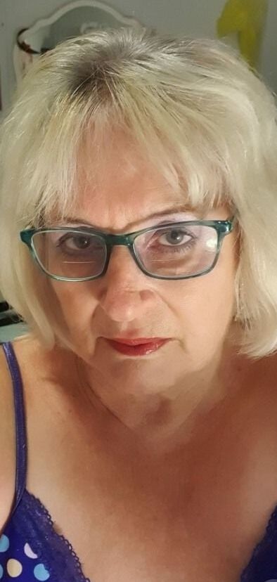 Granny Slut Pamela yo.. my next yummy hot fuck!