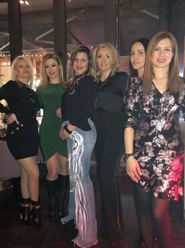 Hot MILFs