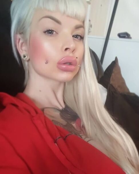 MY BIMBO OBSESSION ()