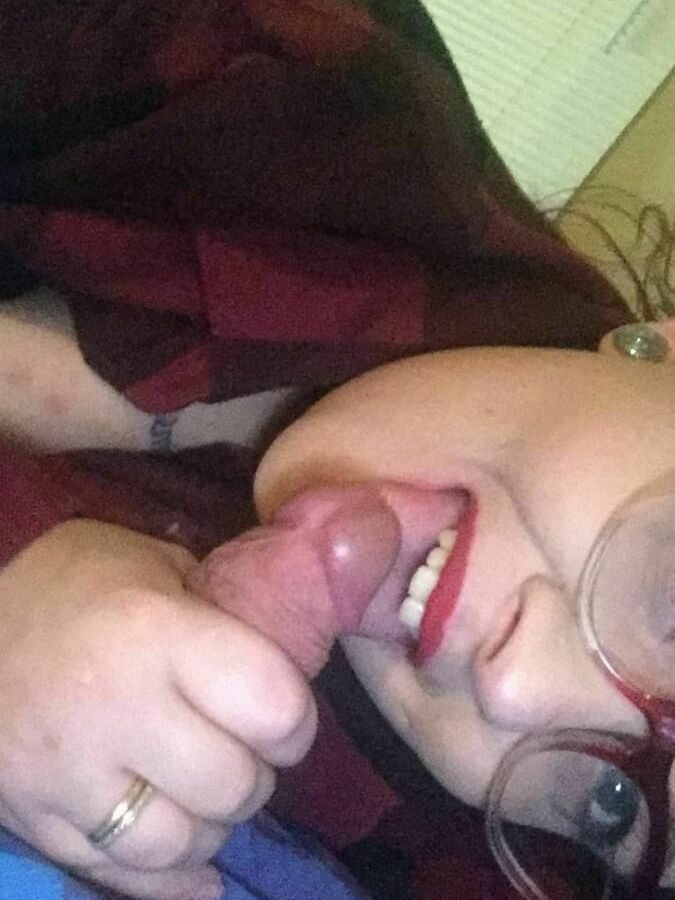 Jessica Reed, exposed hotwife, kik: HornyHotwifeWhore