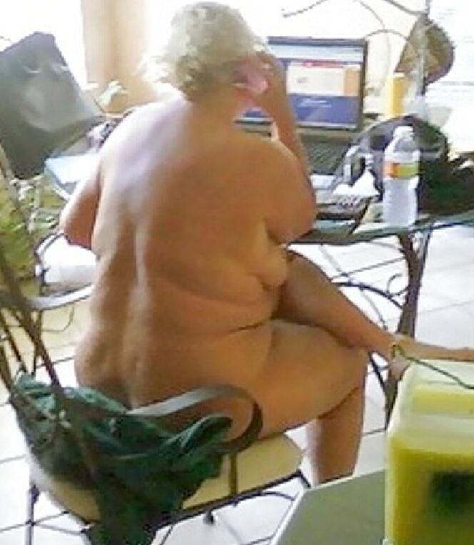 Some random Miss Piggy
