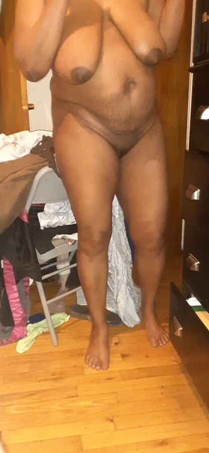 BOOTY NAKED RITE NOW
