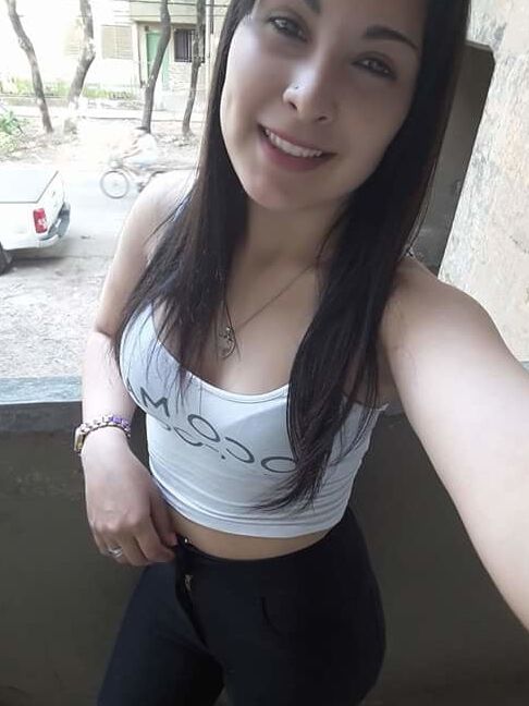 MICAELA GOMEZ puta culona argentina teen sexy bitch