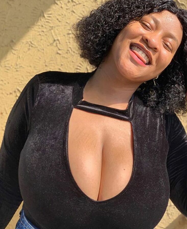 Big Bouncy Boobs