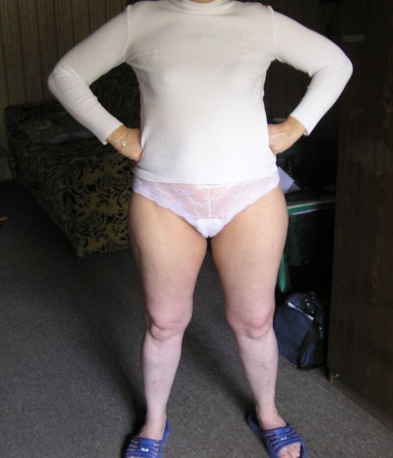 Gorgeous Shaved Granny