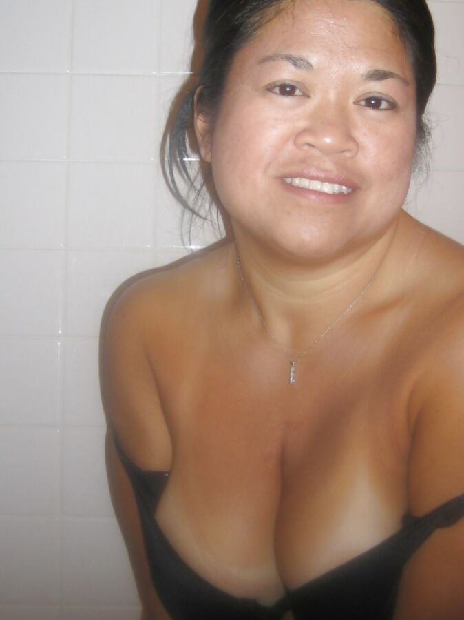 Busty Pinay