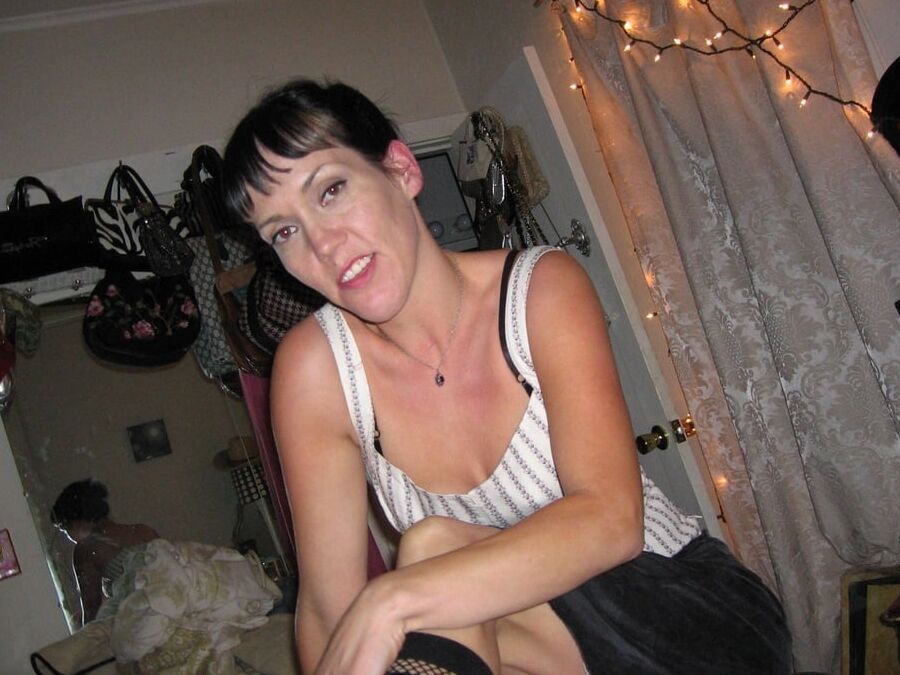 chaude brunette
