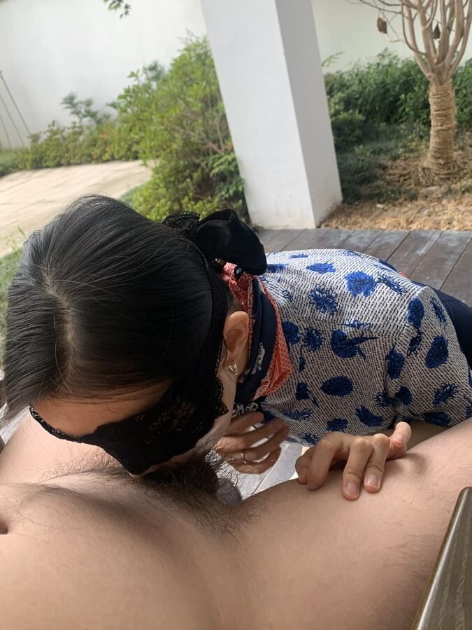 Chinese air hostess gives blowjob