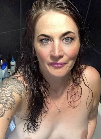 Mature Milf from Watford