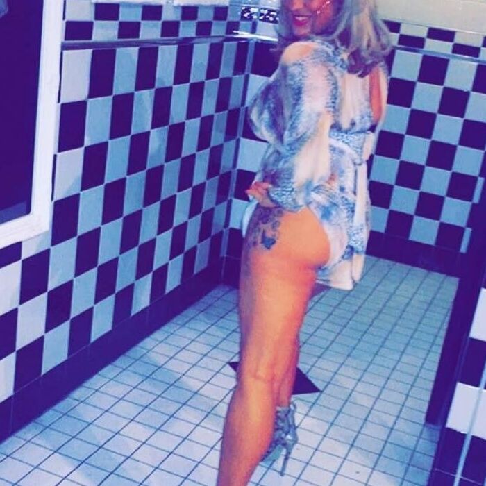 Sluts in Little Hotpants!