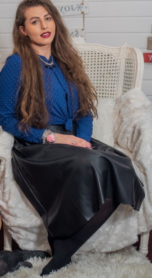 Russian Wives Pose in Pantyhose