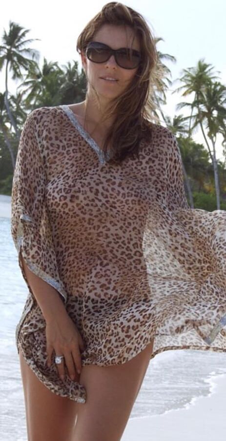 Ultimate Milf fucktoy Elizabeth Hurley