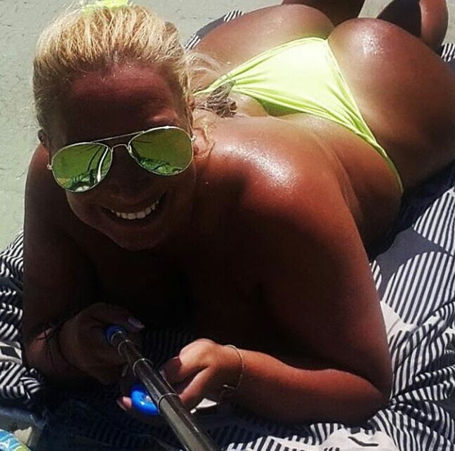 Karina, MILF argentina