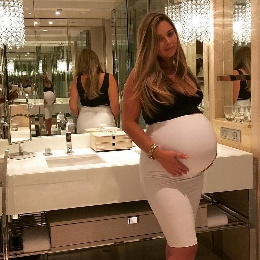 Pregnant women are sexy