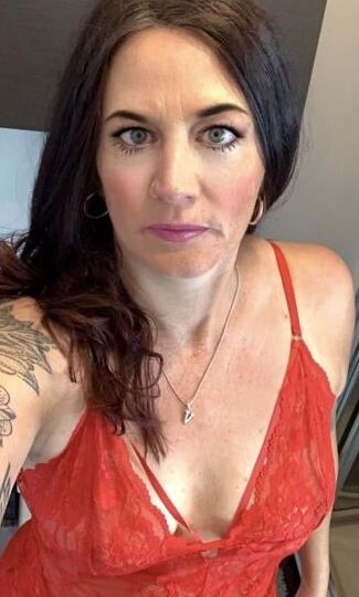 Mature Milf from Watford