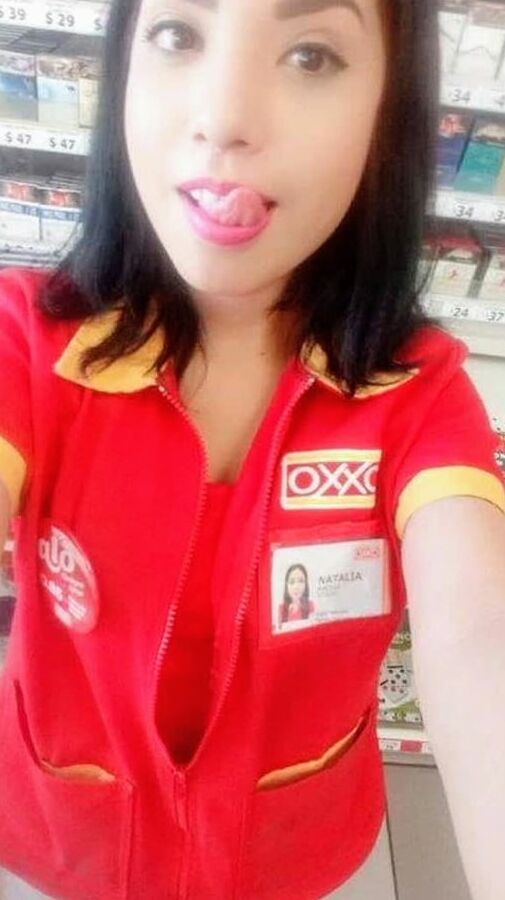 SDRUWS - MEXICAN BRUNETTE COUNTER CLERK LEAKED NUDE PICS
