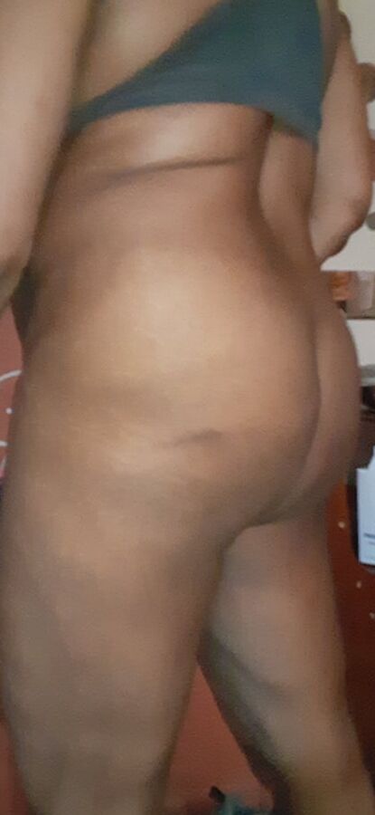 CORONAVIRUS BUTTNAKED
