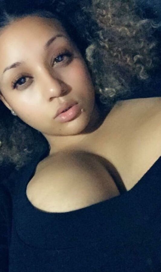 Curly hair Latina
