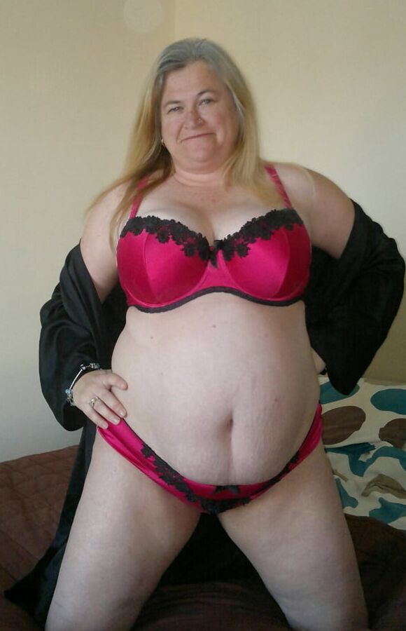 Donna exposed
