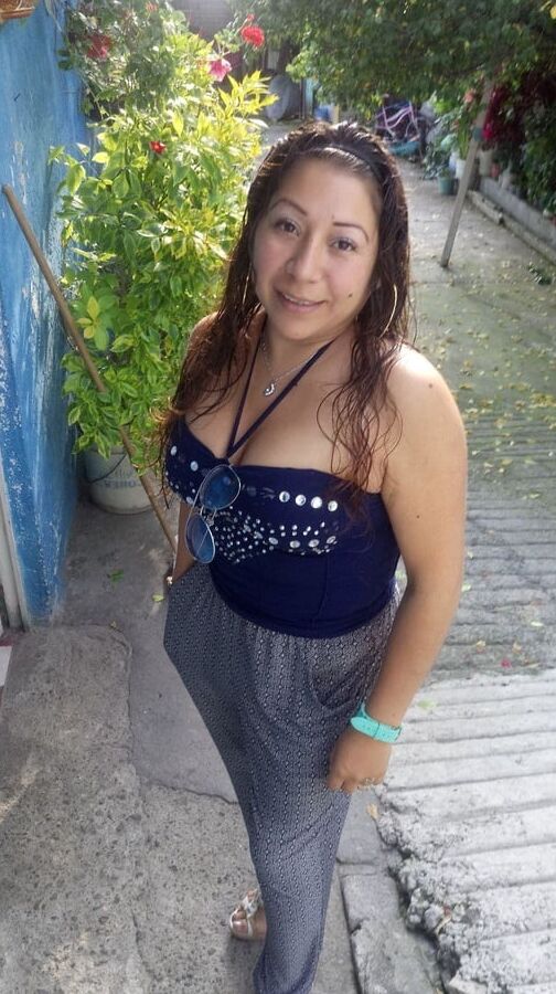 MILF looking for thick cocks to be fucked