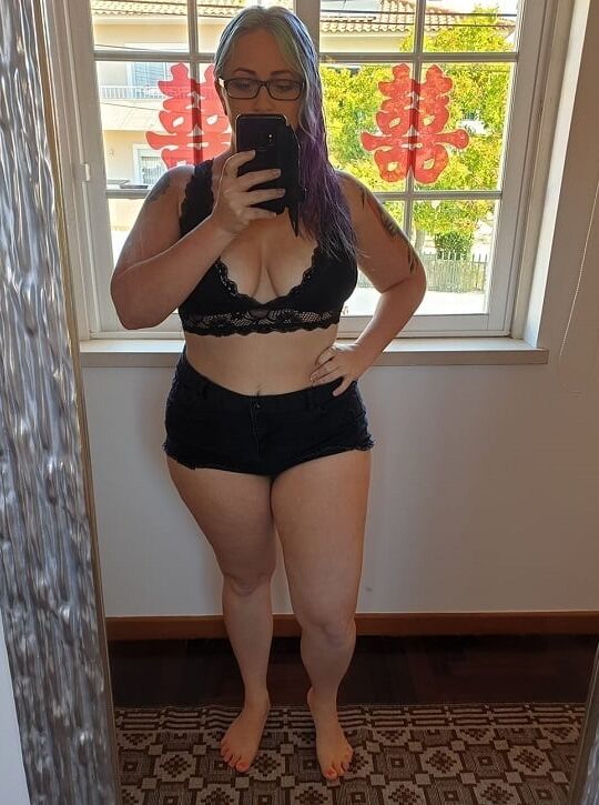 Bbw mix (Selfie)