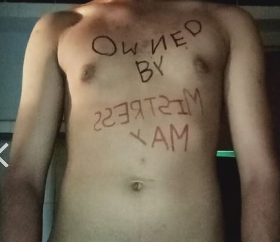 Body writing tributes.