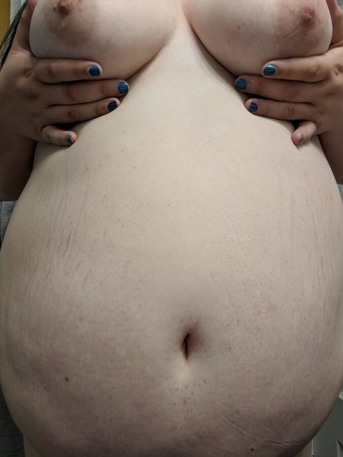 Sexy BBW with small titties